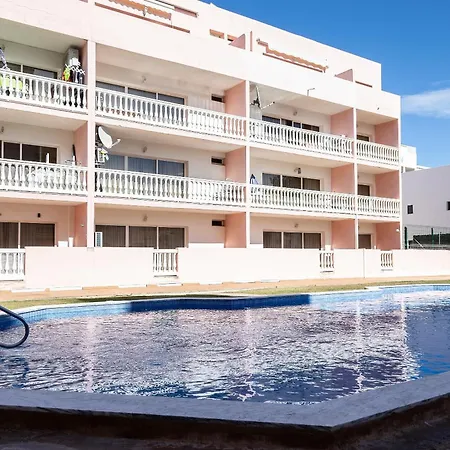Apartment Parque Dos Reis