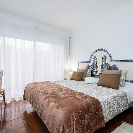 Parque Dos Reis Apartment