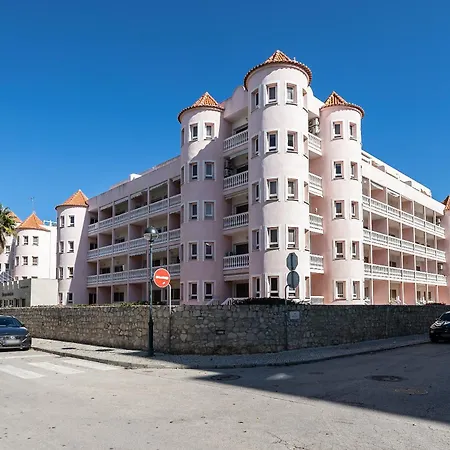 Parque Dos Reis Apartment *