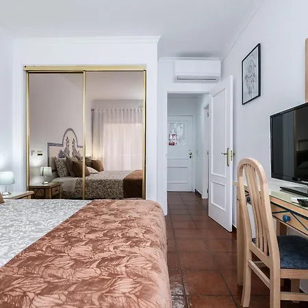 Parque Dos Reis Apartment