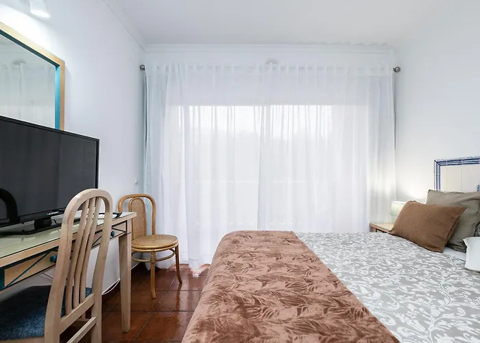 Apartament Parque Dos Reis *